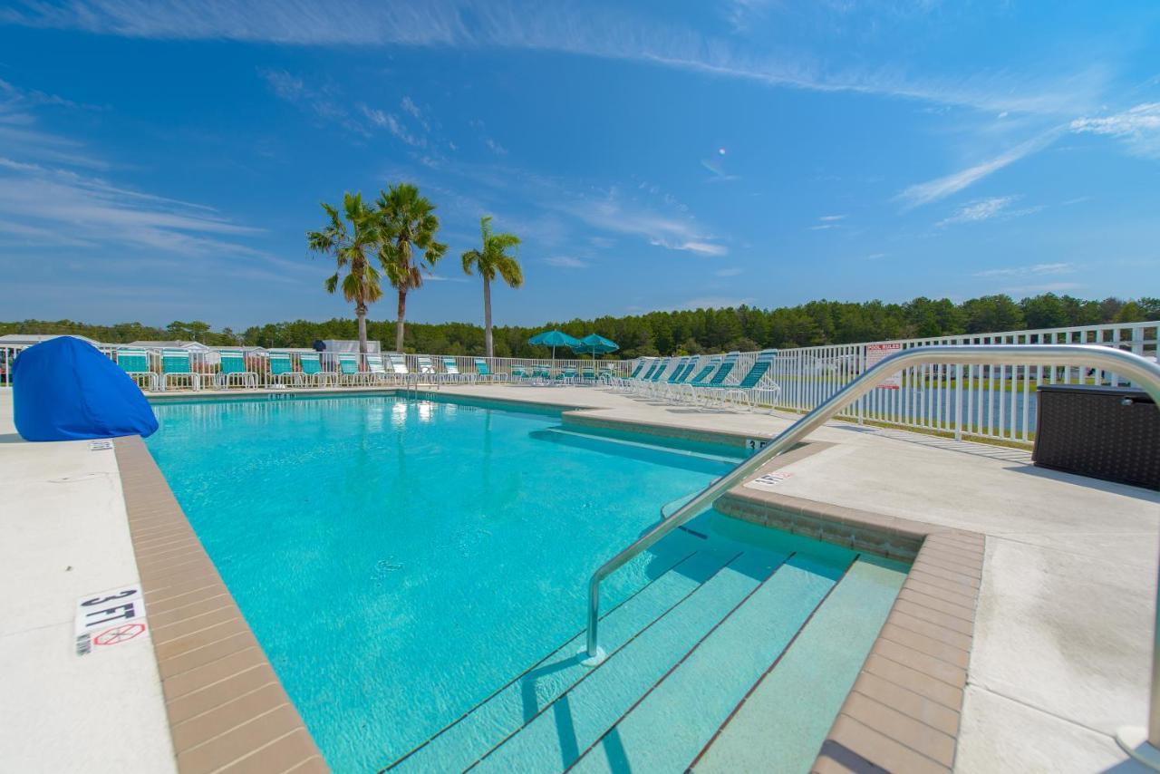 Three Lakes - Rv Resort Hudson Bagian luar foto