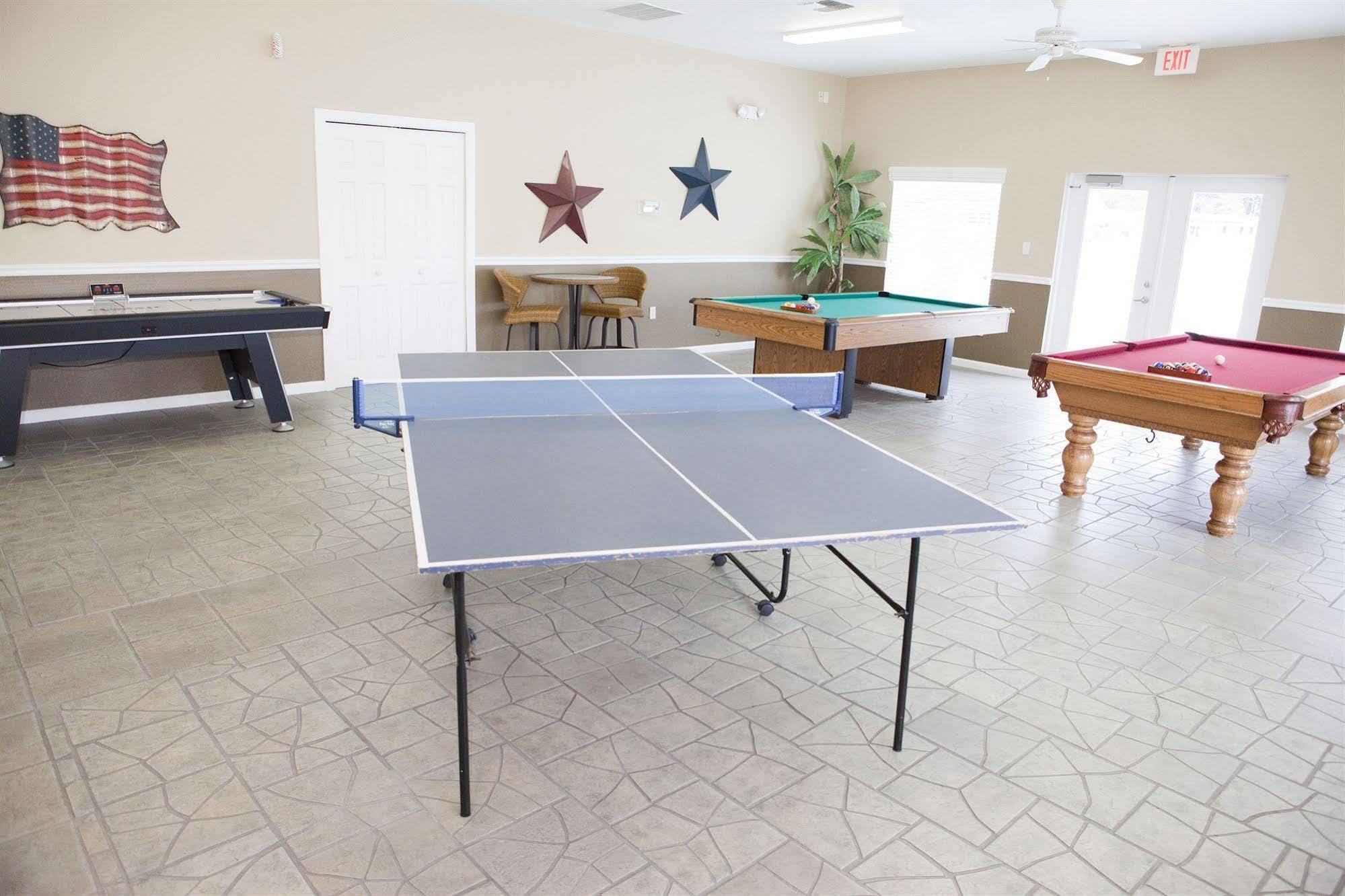 Three Lakes - Rv Resort Hudson Bagian luar foto